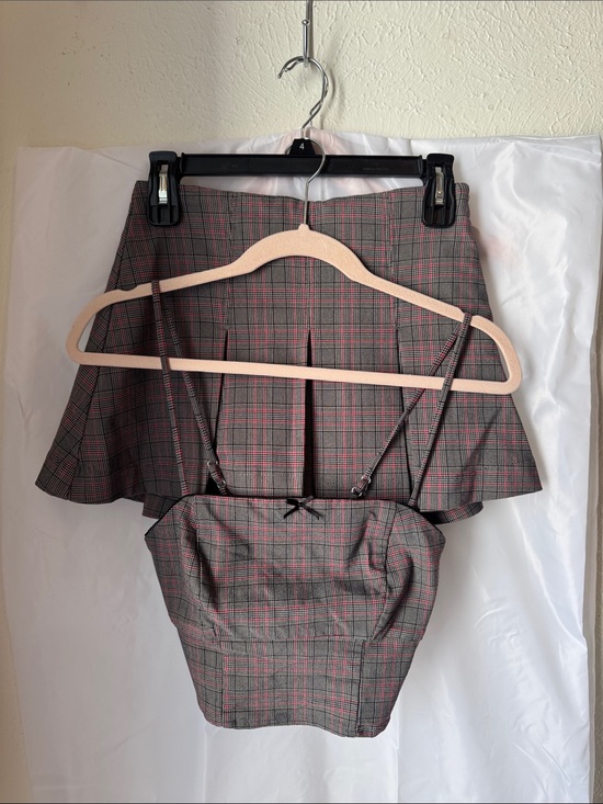 Dresses & Skirts - Plaid Mini Skirt and Cropped Cami Set - Gray with Pink Windowpane SKORT SET